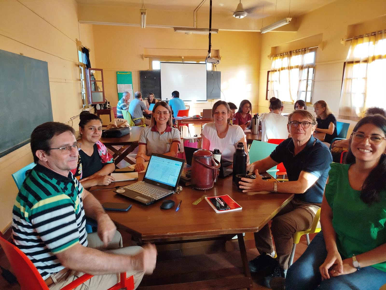 Jornada Institucional de Trabajo y Formación en Servicio